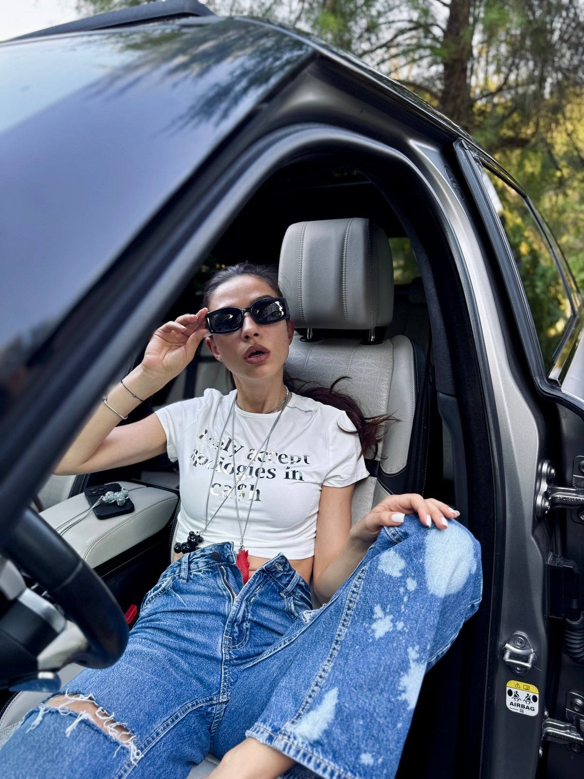 Jeans with An Iridescent Effect