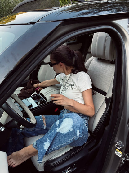 Jeans with An Iridescent Effect
