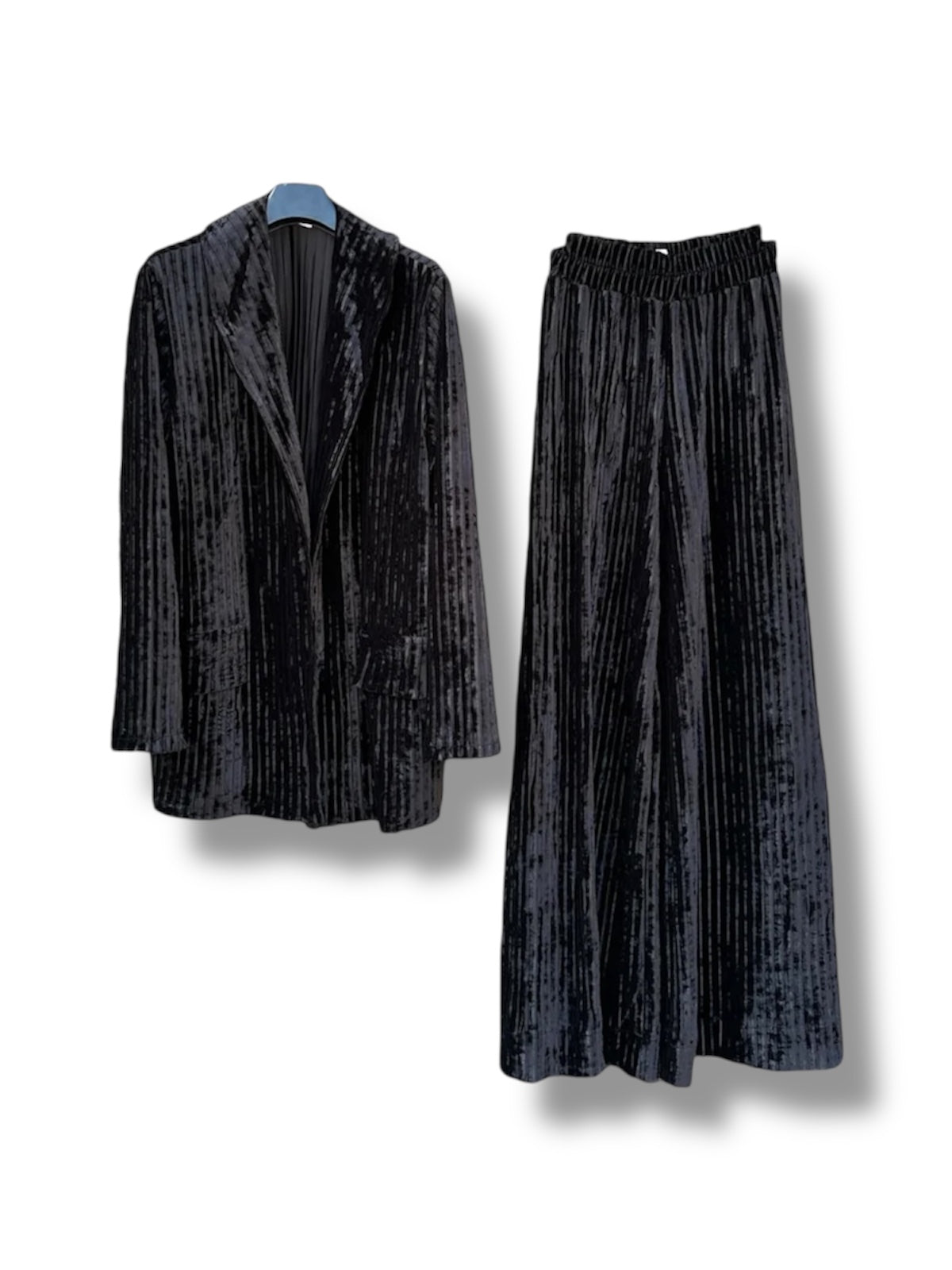 Velvet Set Black Edition