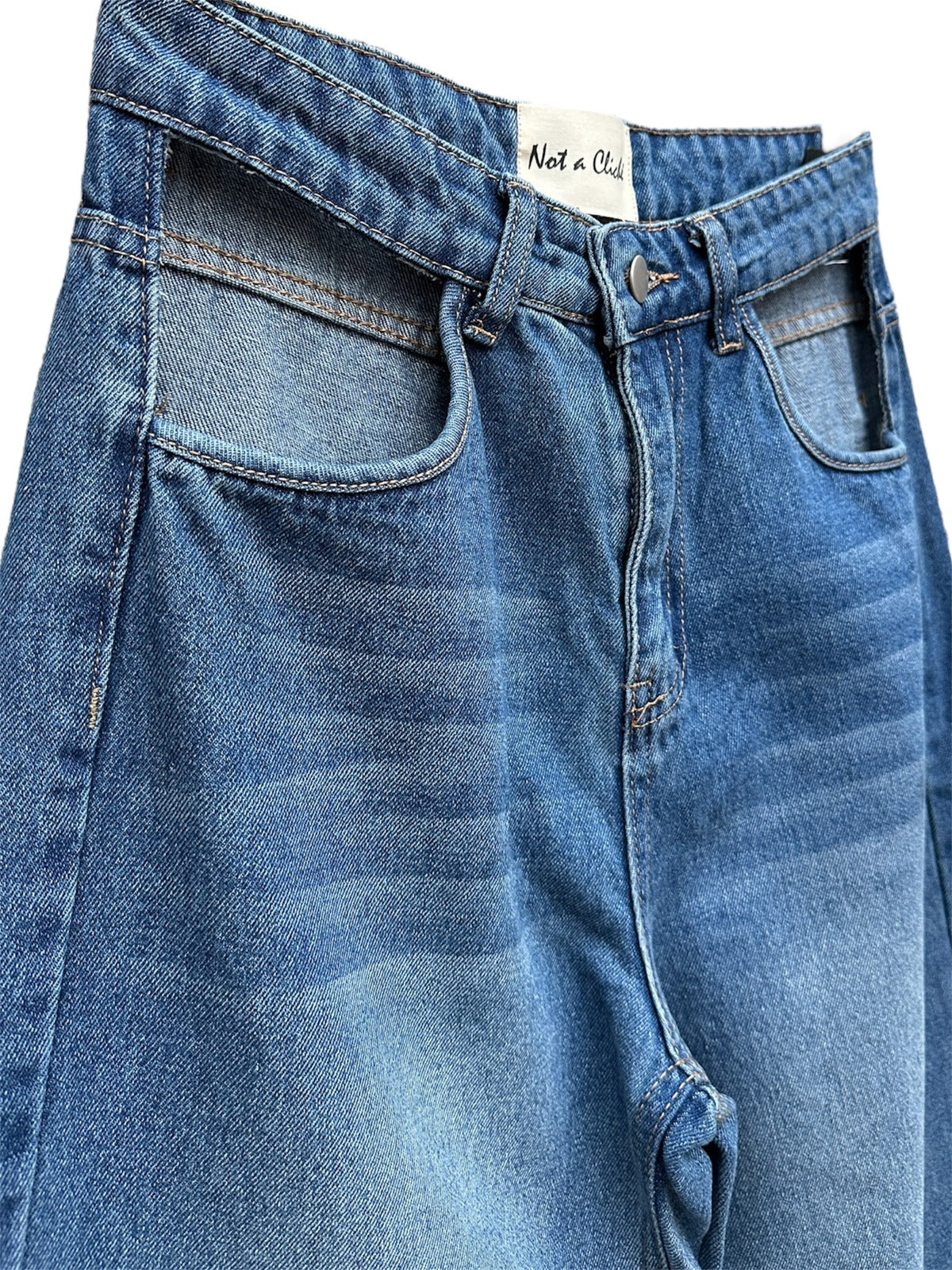 Jeans without Pockets
